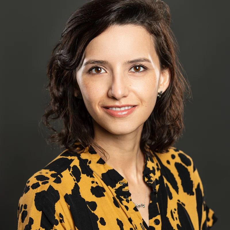 Dra. Maria Gracias Luzuriaga